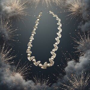 Taxco Silver .925 Necklace from Mexico 1950s - 1970s Scallop Shell Design